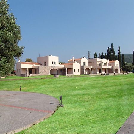 Aparthotel Enalia Gi Límni Exterior foto